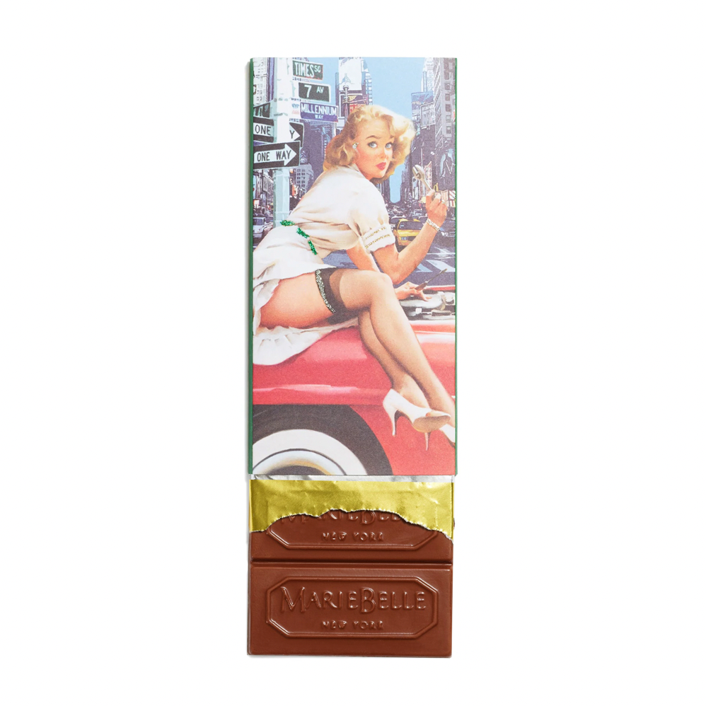Dolores Pin-Up Chocolate Bar: Milk Chocolate